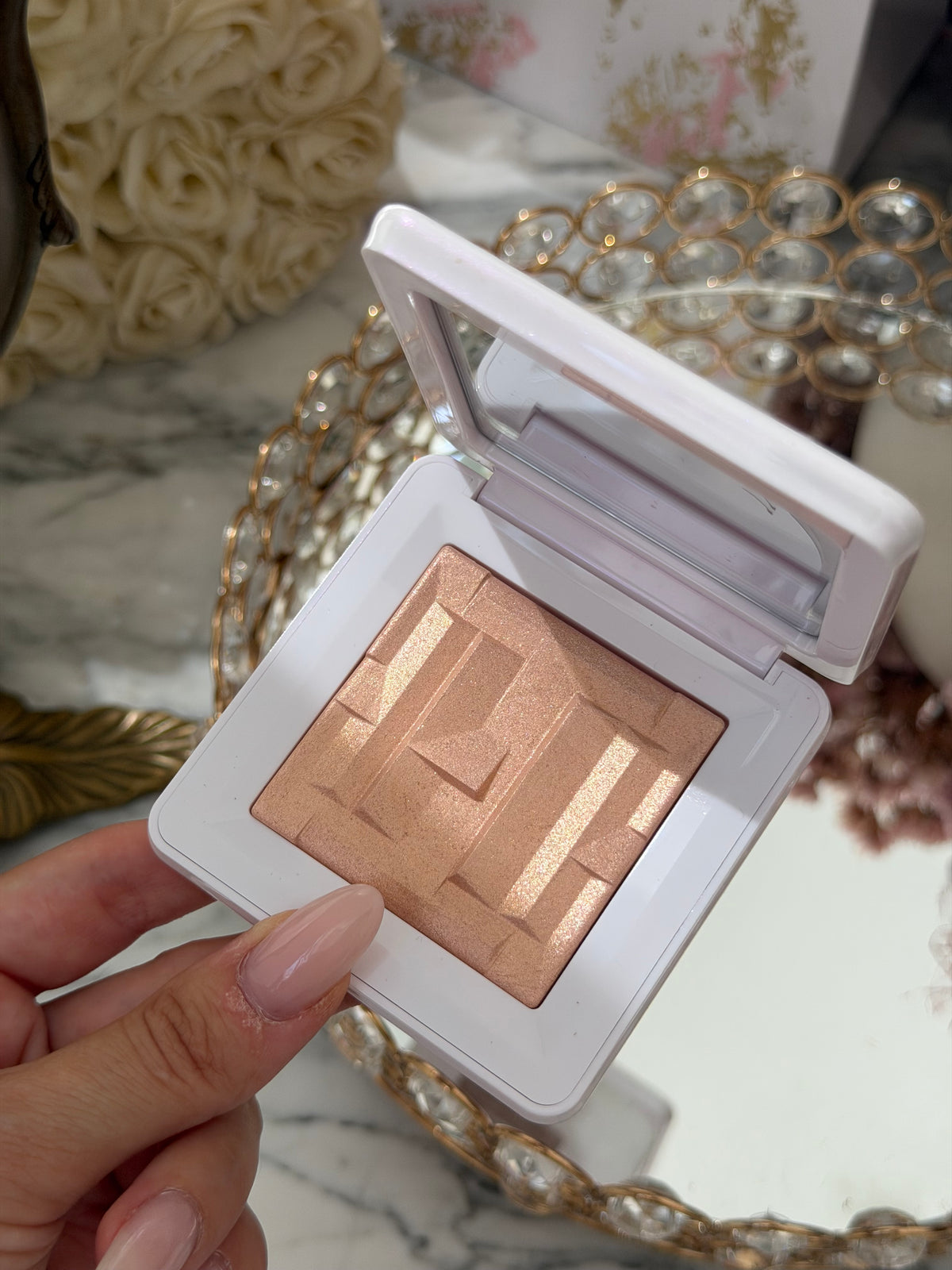 HAUS LABS By Lady Gaga
Bio-Radiant™ Gel-Powder Highlighter - Peach Quartz
