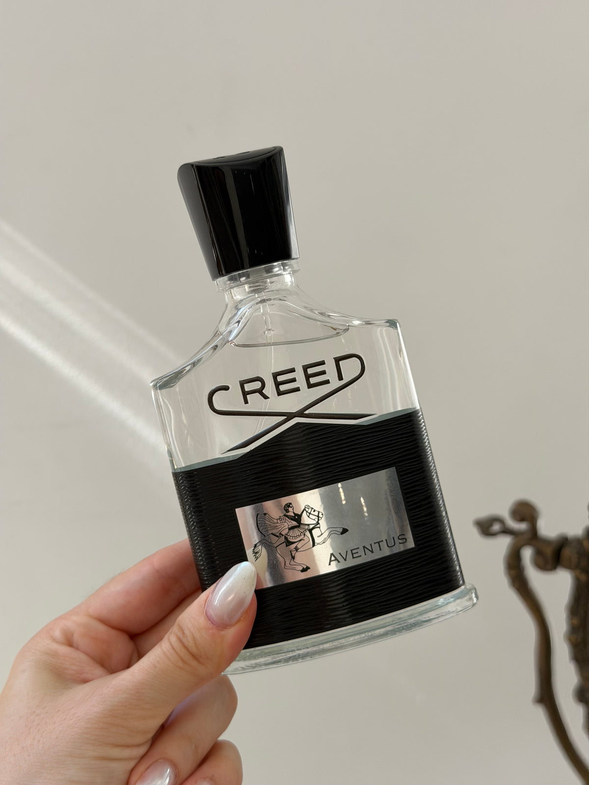 CREED Aventus
Dry Woods, Fresh, Citrus & Fruity