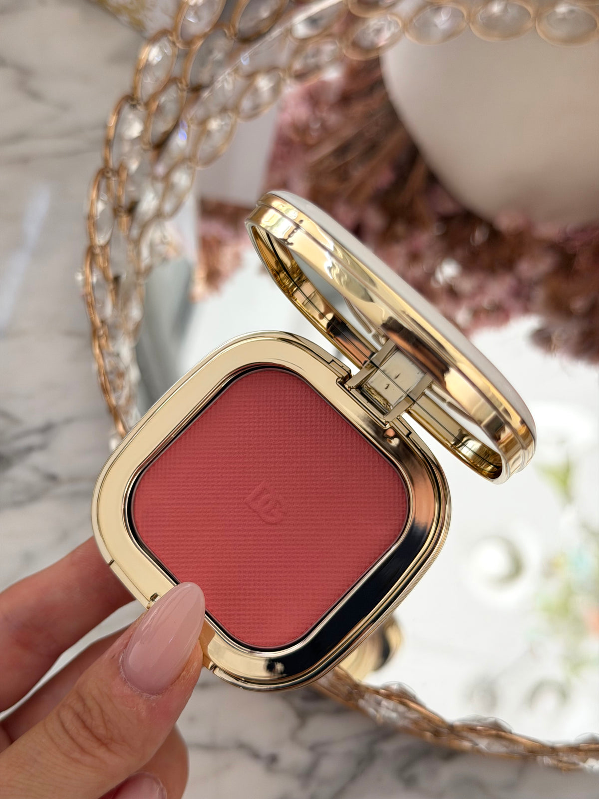 DOLCE&GABBANA
Cheek&Eyes Match - Lasting Blush & Eyshadow Powder (03)