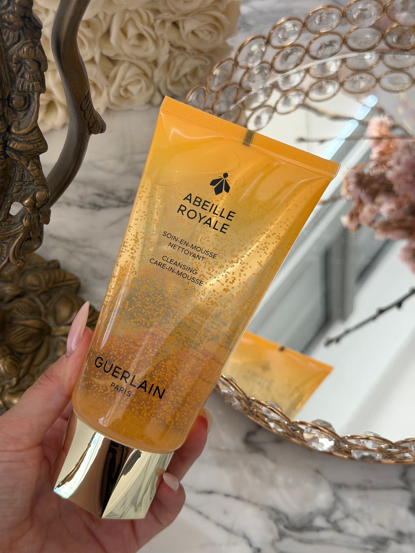 GUERLAIN Abeille Royale Cleansing Care-In-Mousse