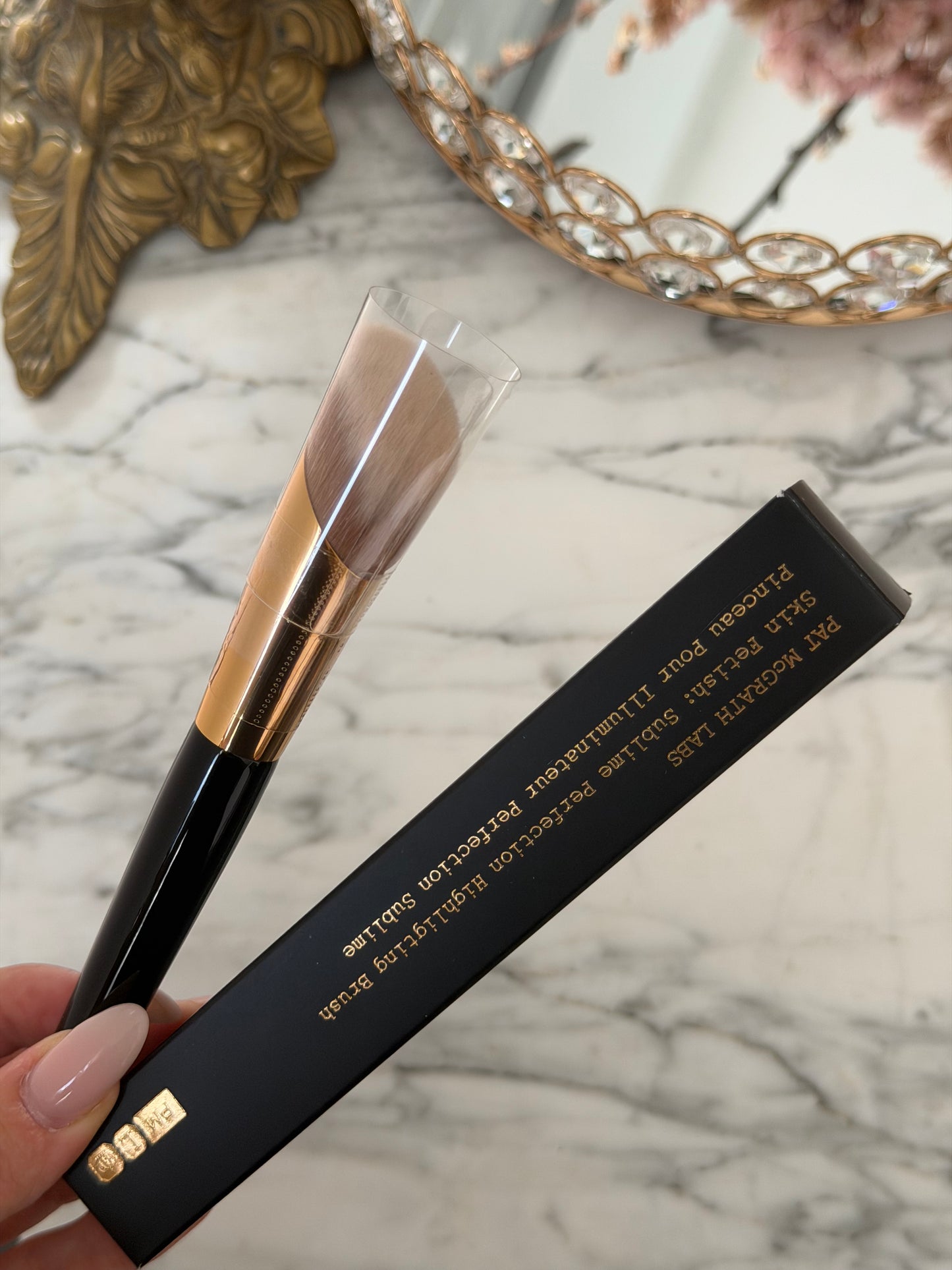 PAT McGRATH LABS Skin Fetish: Sublime Perfection Highlighting Brush