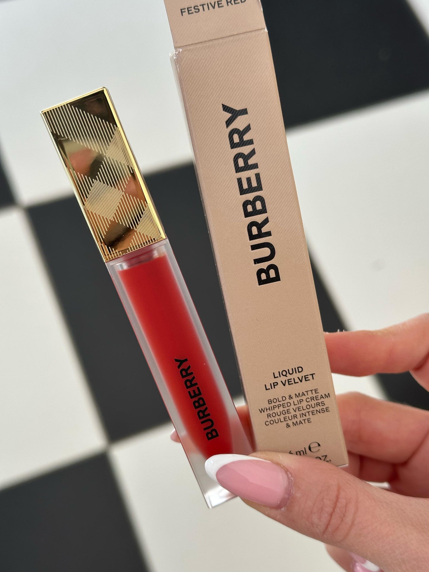 BURBERRY Liquid Lip Velvet - Bold & Matte Whipped Lip Cream