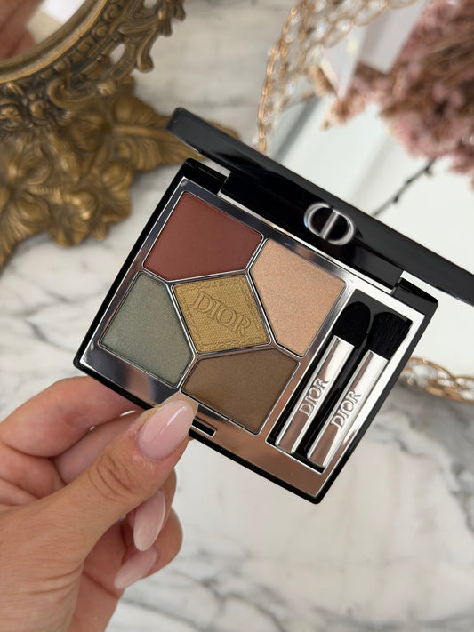 DIOR Diorshow 5 Couleurs
Eye Palette - 5 Eyeshadows - High Color and Long Wear (343)