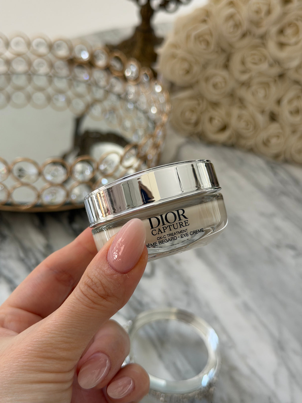 DIOR Capture Eye Creme OX-C Treatment Creme
Age-Defying Correction - Wrinkles, Firmness, Dark Circles and Puffiness