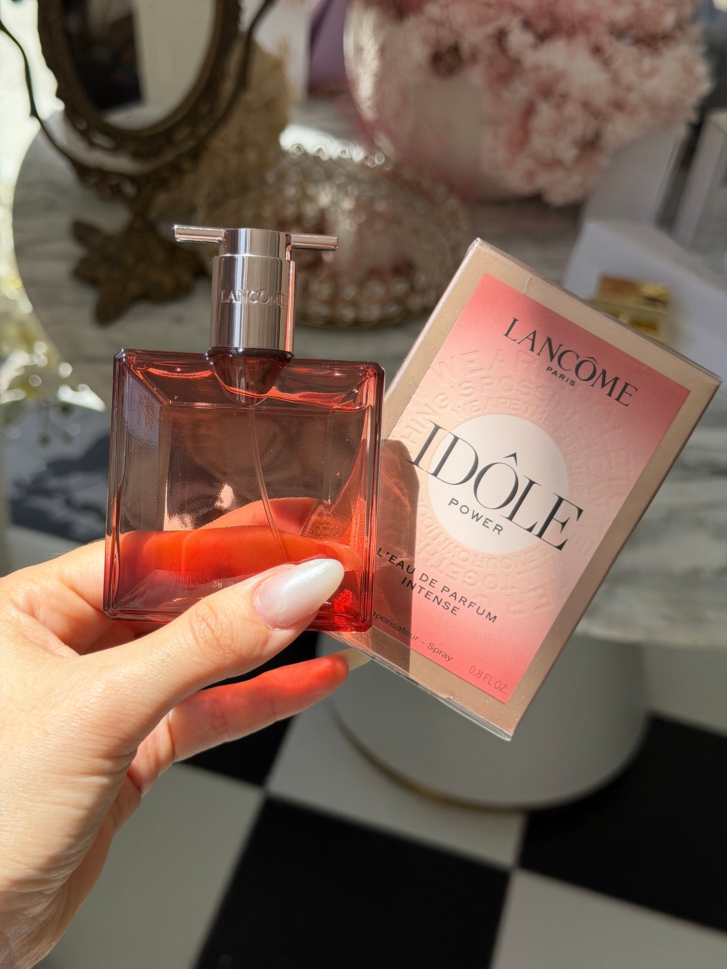 LANCÔME Idole Power Eau De Parfum Intense
Fruity and Woody