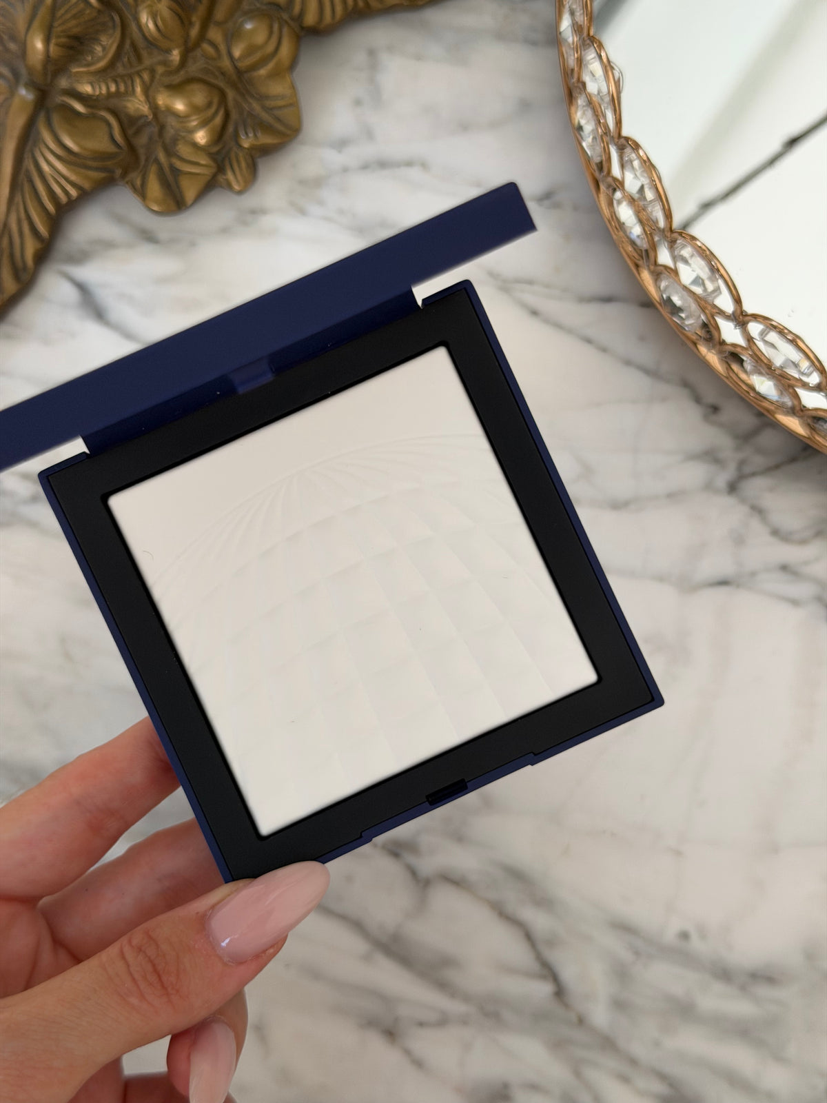 NARS Light Reflecting™ Pressed Setting Powder - Translucent Crystal