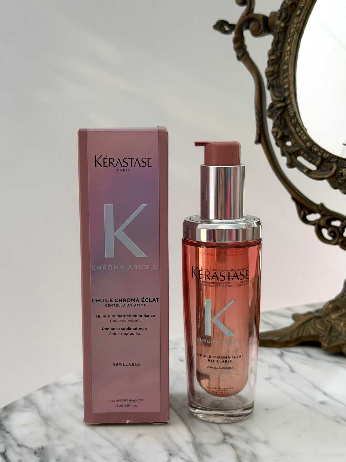 KÉRASTASE Chroma Absolu
L’Huile Chroma Éclat
Radiance Sublimating Hair Oil