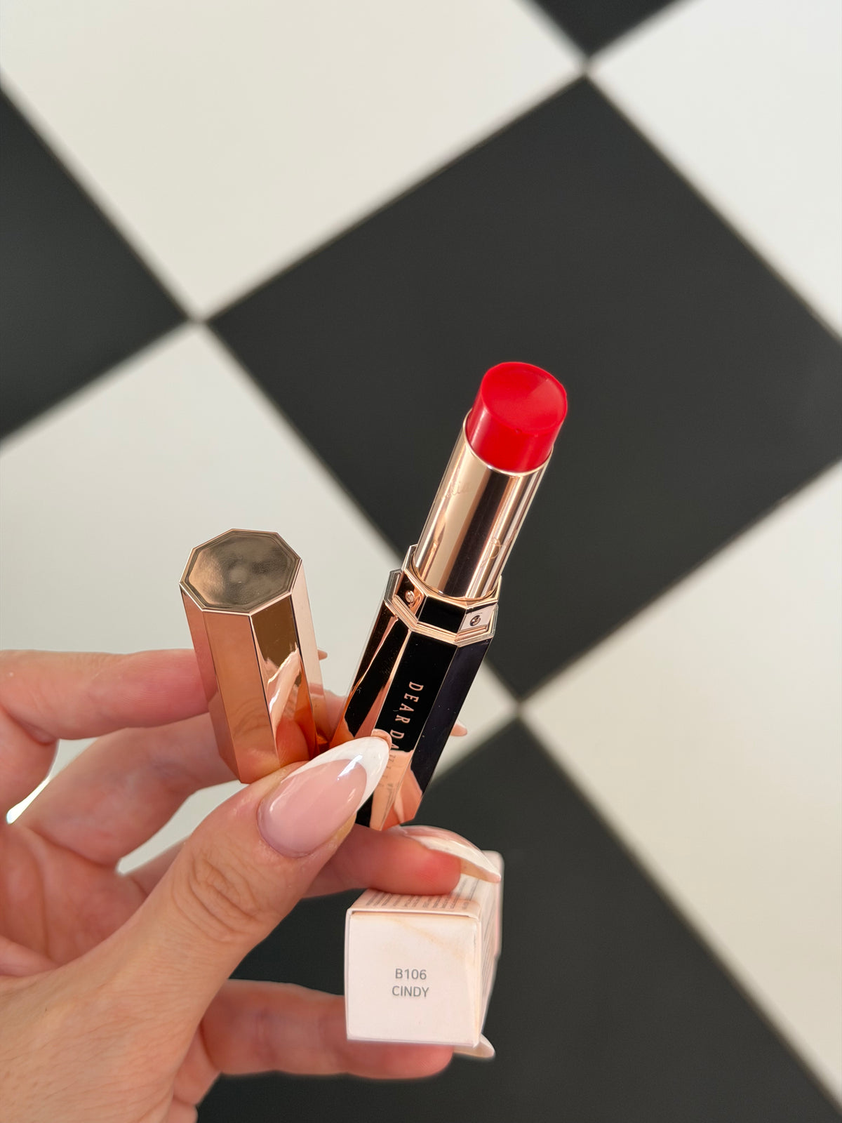 DEAR DAHLIA Blooming Edition - Cindy
Lip Paradise Color Balm - Lip Balm