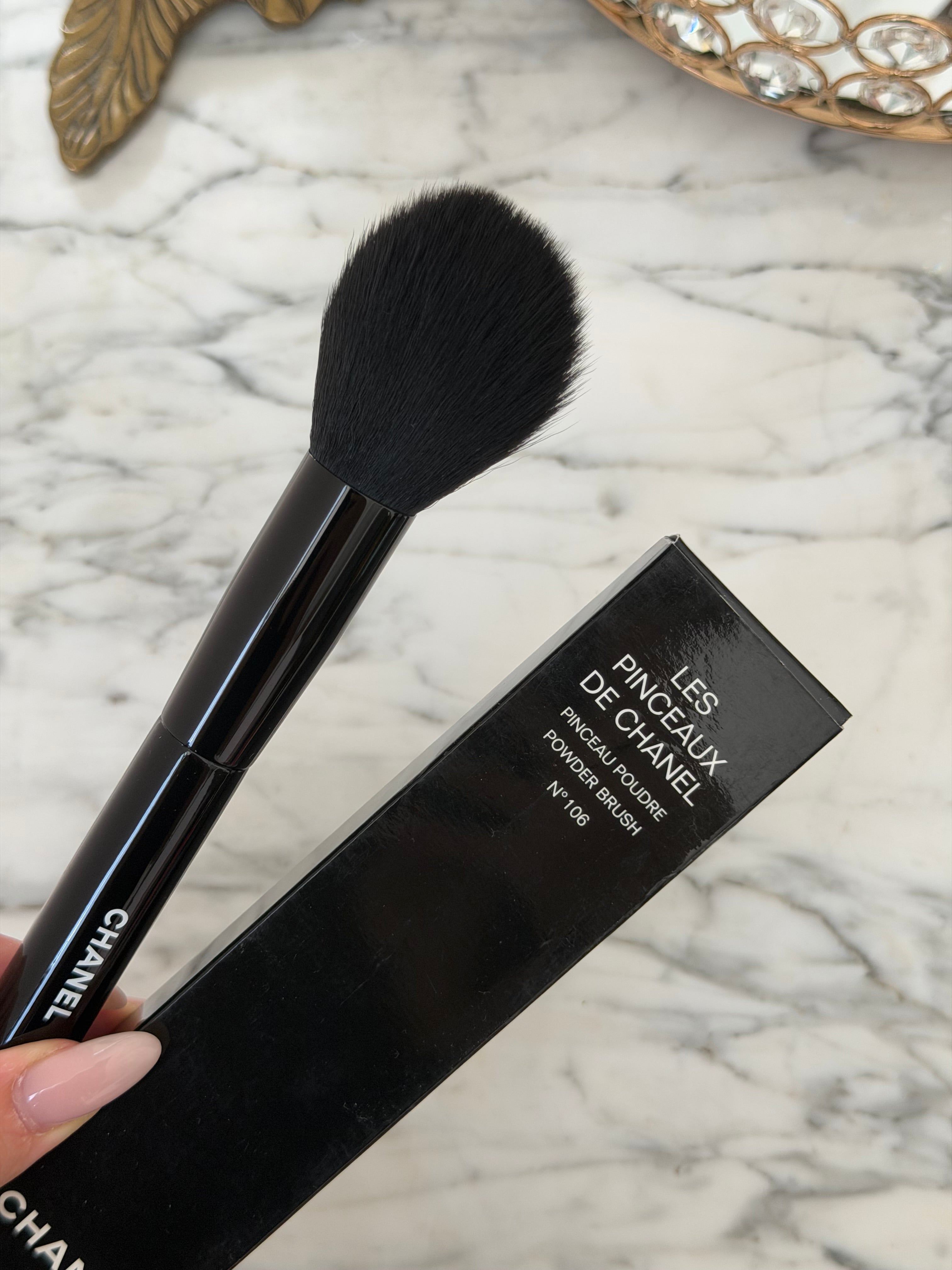 CHANEL Les Pinceaux De Chanel Powder Brush N°106 – Paris