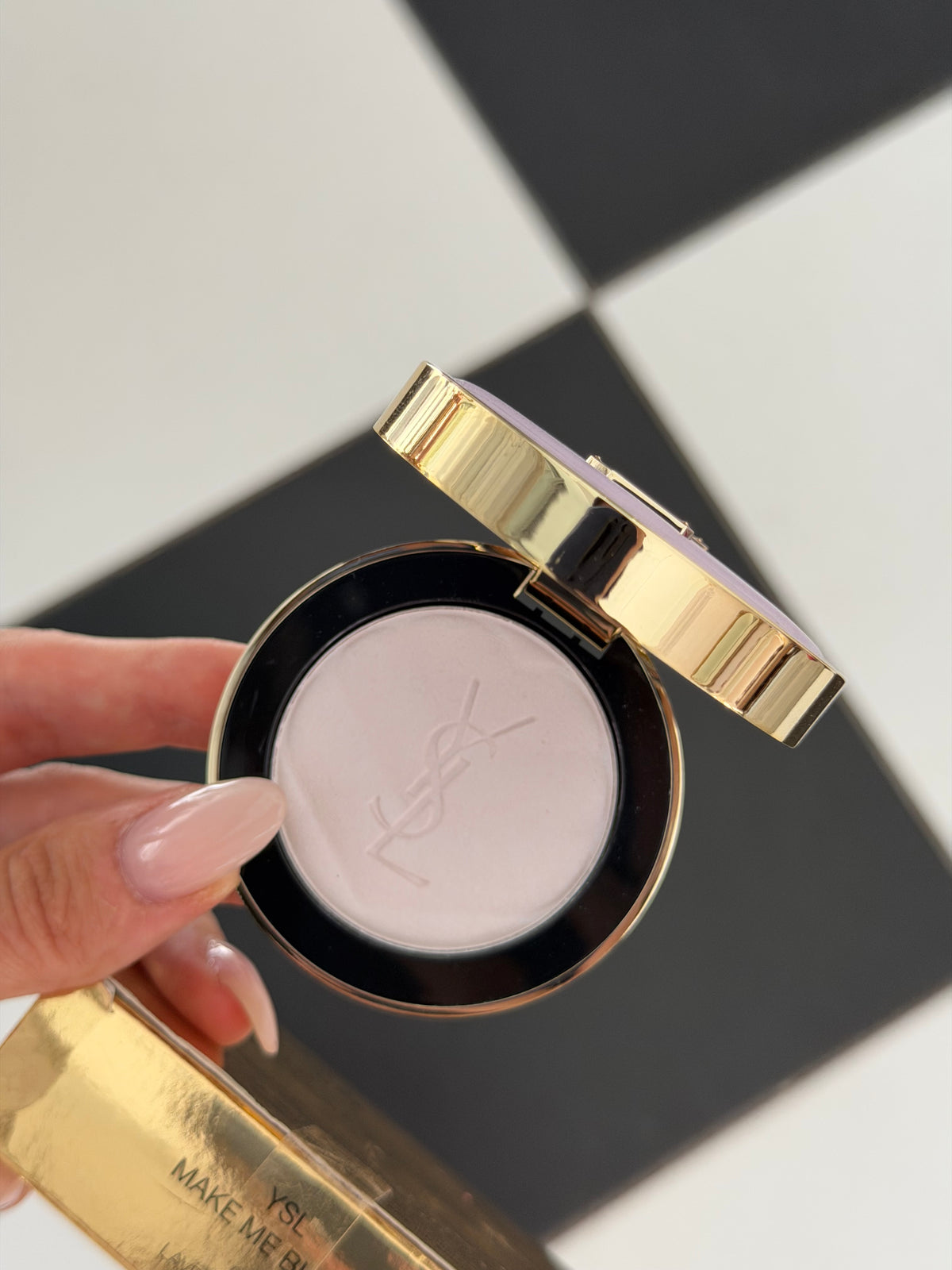 YSL Make Me Blush - Bold Blurring Blush (69)