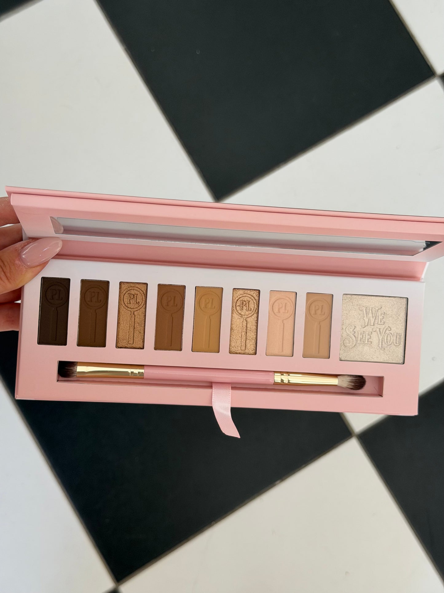 PLOUISE Eyedentify Your Worth Eyeshadow Palette