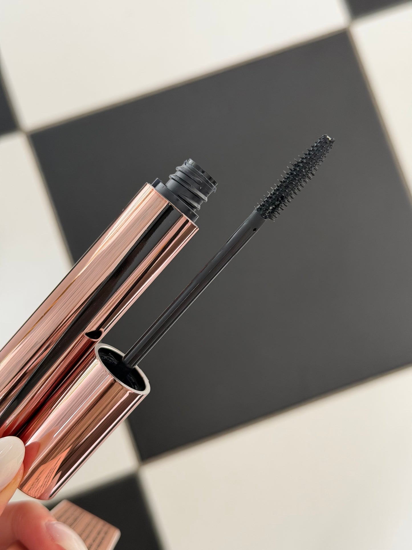COLLISTAR Infinito Mascara
Extreme Length, Definition Lifting Effect