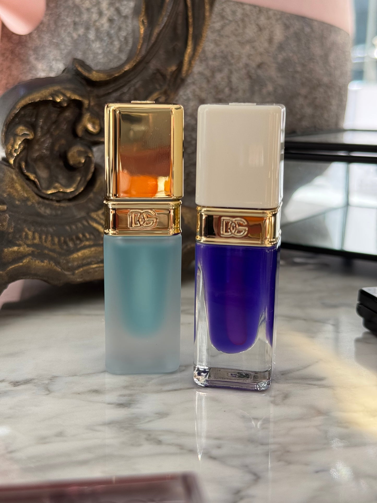 DOLCE&GABBANA Violet Liquid Blush
24H Hydrating Non-sticky pH Reacting
