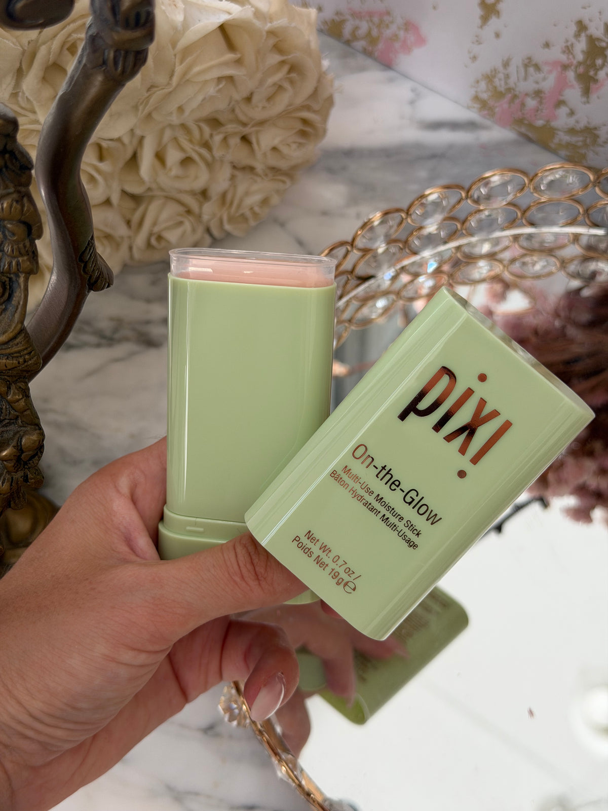 PIXI On-the-Glow
Multi-Use Moisture Stick