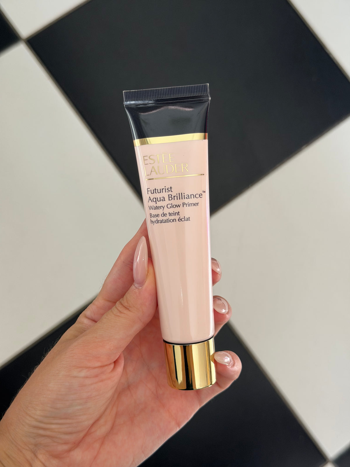 ESTEE LAUDER Futurist Aqua Brilliance™
Watery Glow Primer