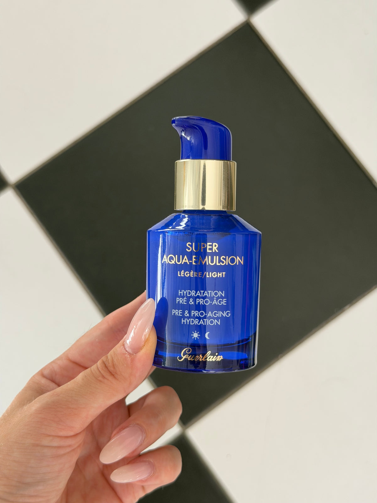 GUERLAIN Super Aqua Emulsion