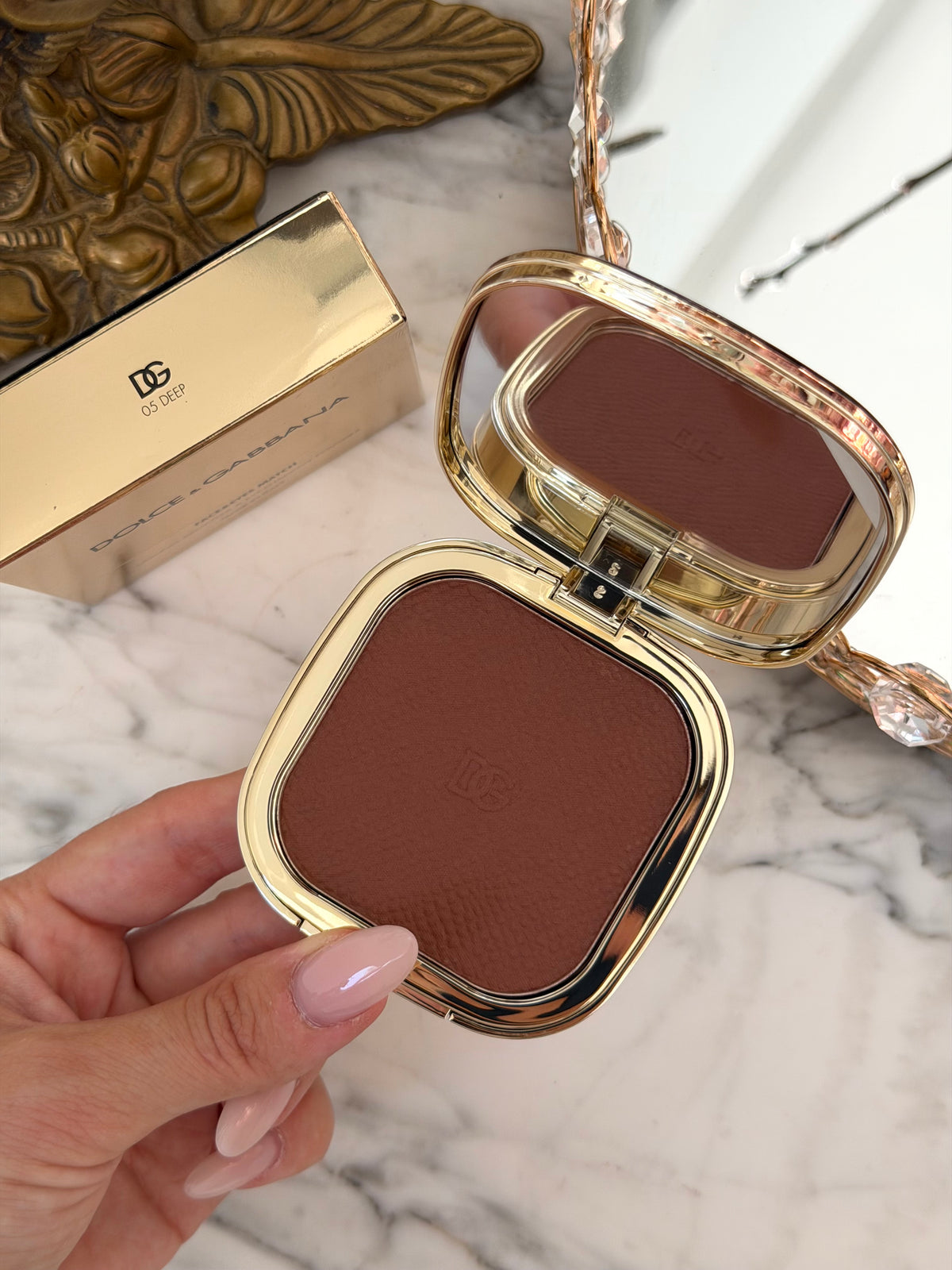 DOLCE&GABBANA Face&Eyes Match
Lasting Bronzer & Eyeshadow Powder (05)