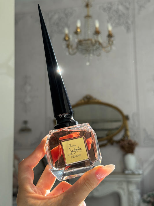 CHRISTIAN LOUBOUTIN Fétiche L’Ébène
Eau de Parfum 80ml