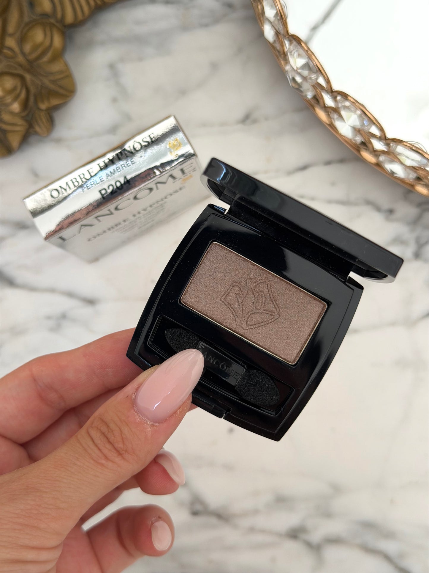 LANCÔME 
Ombre Hypnôse Mono Eye Shadow High Fidelity Color (P204)
