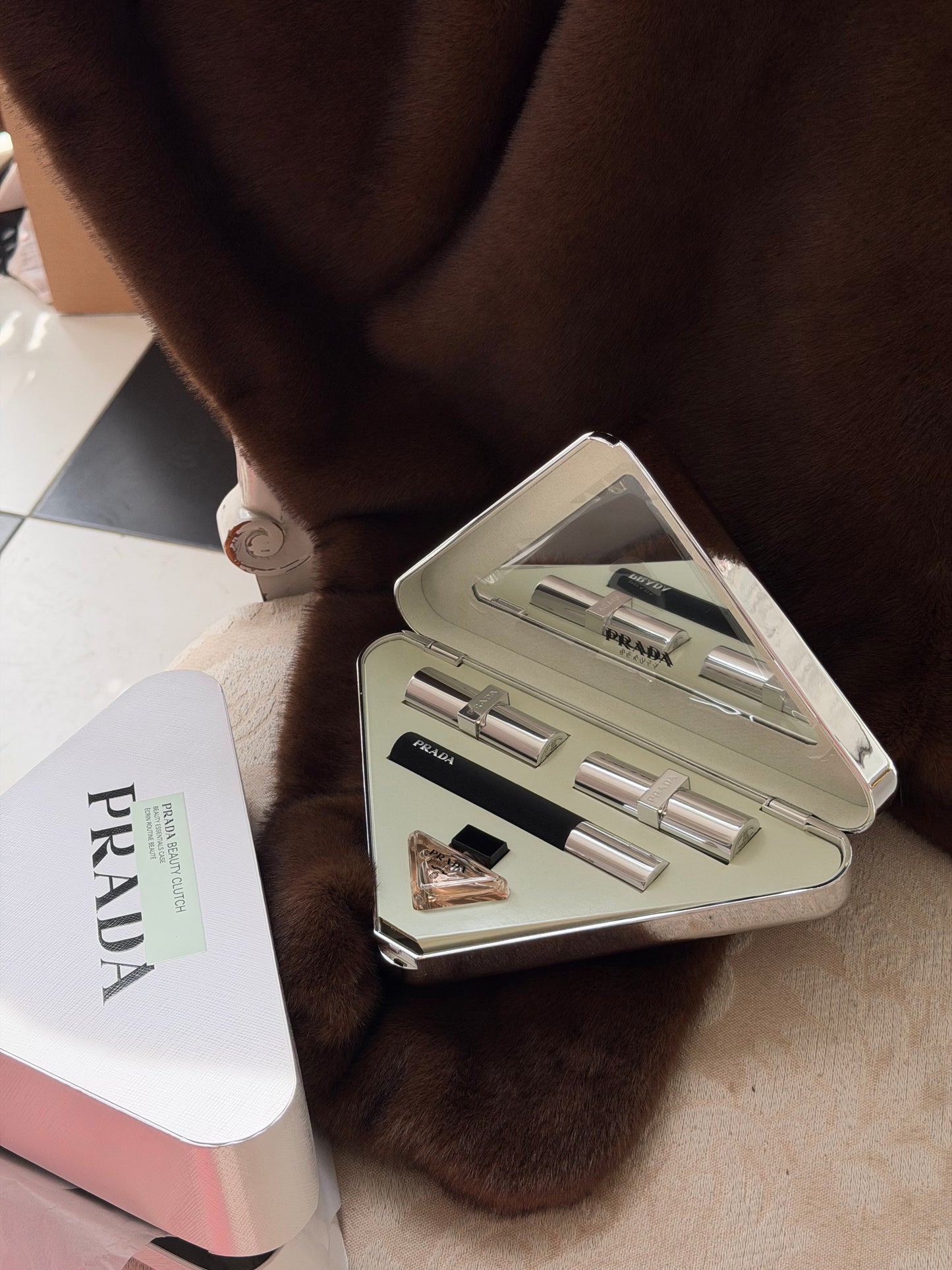 PRADA Beauty Clutch Essentials Case Set