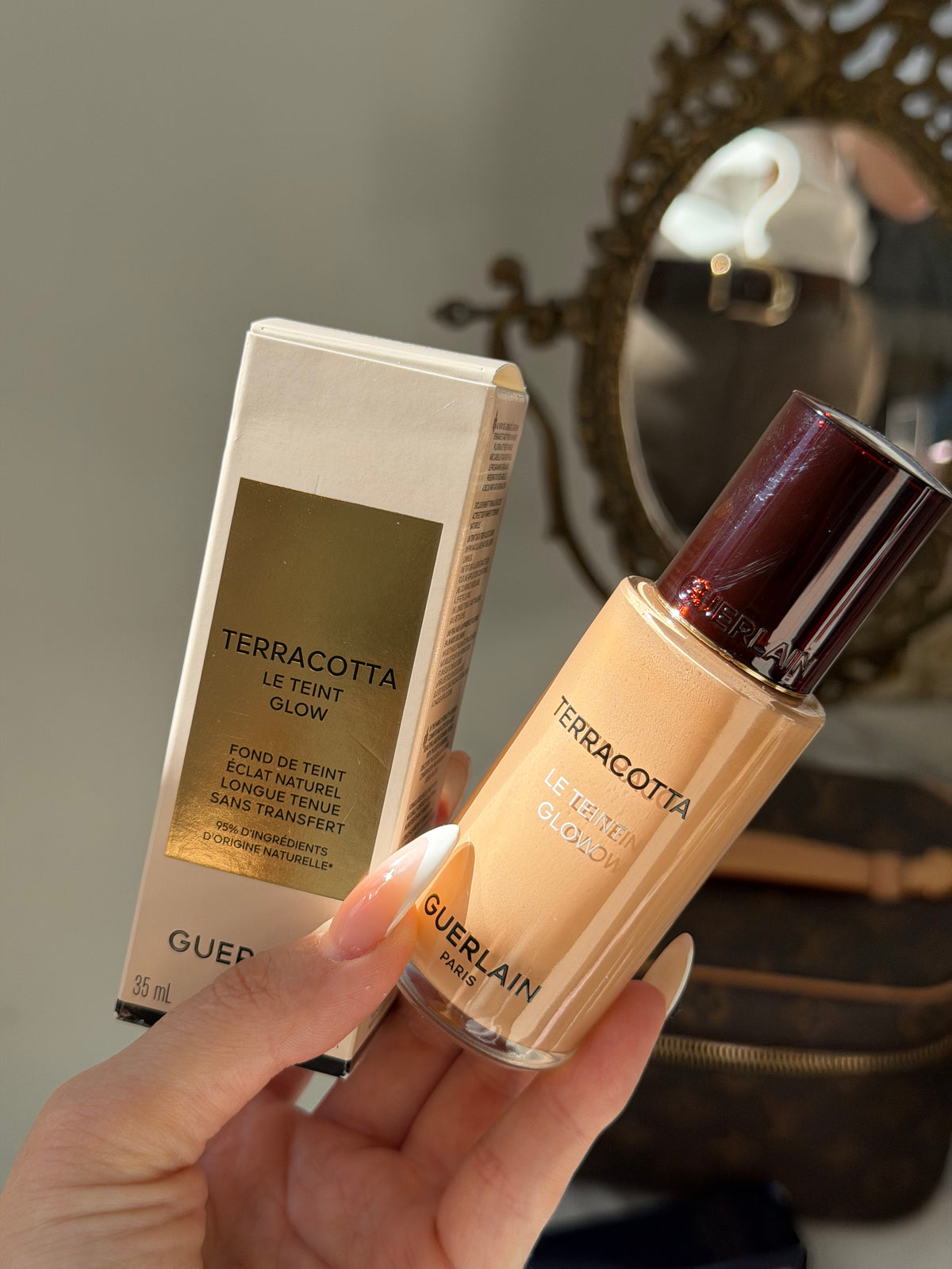 GUERLAIN Terracotta Le Teint Glow (3N)
Healthy Glow Foundation Longwear No-Transfer