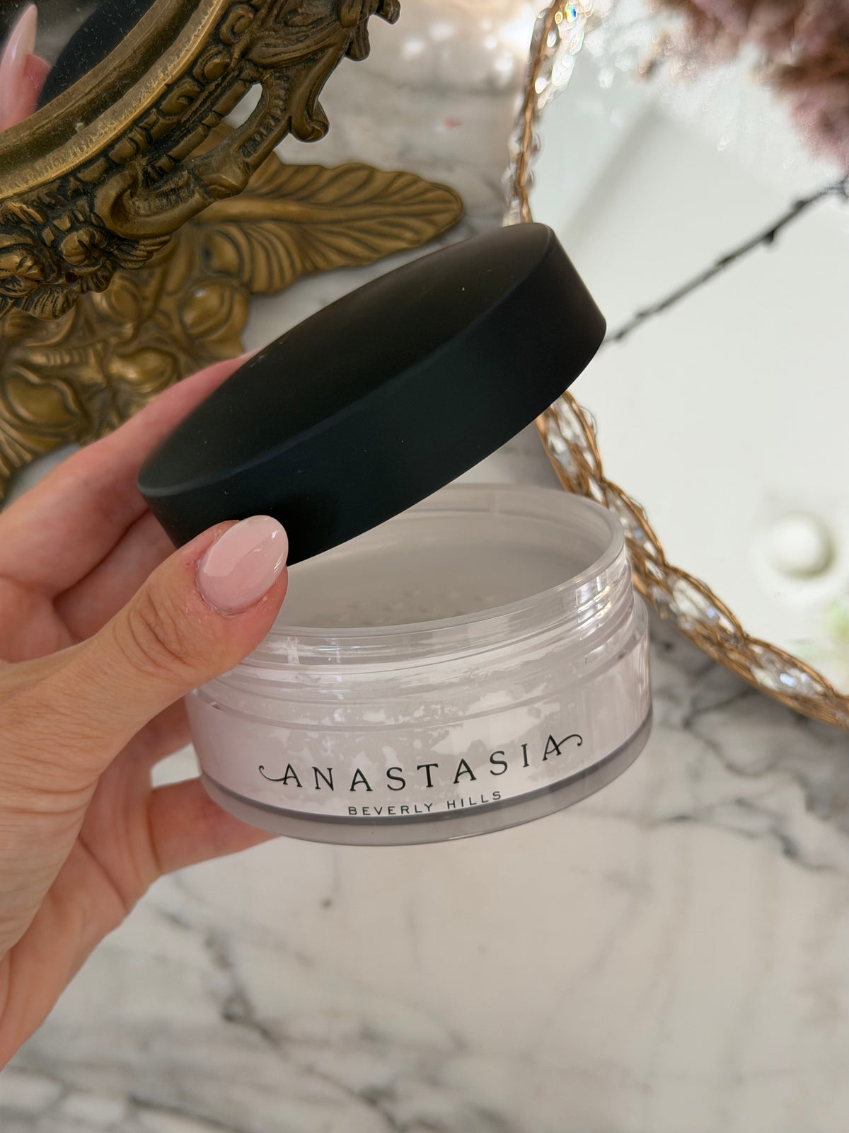 ANASTASIA BEVERLY HILLS
Loose Setting Powder - Translucent
