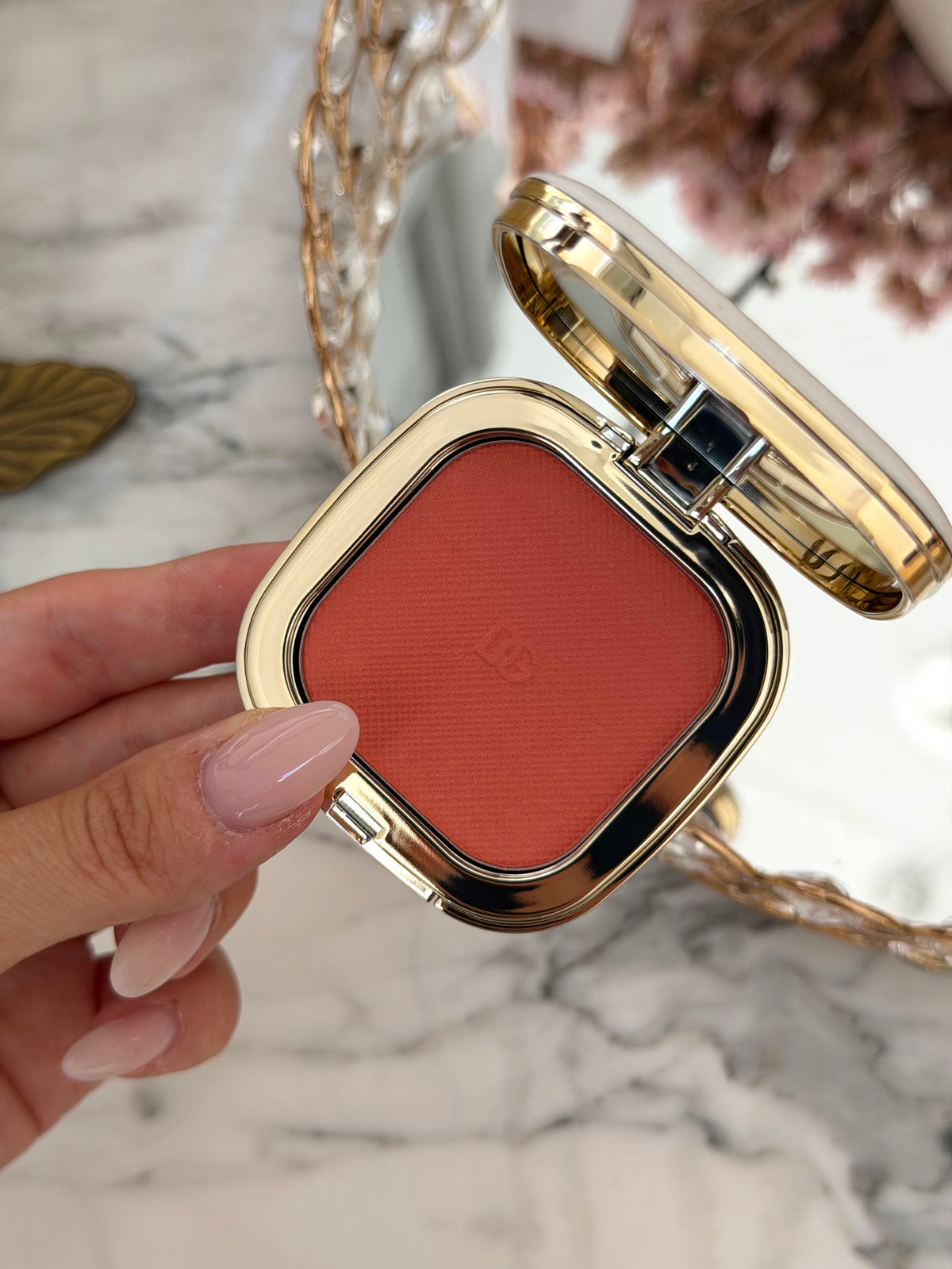 DOLCE&GABBANA
Cheek&Eyes Match - Lasting Blush & Eyshadow Powder (02)