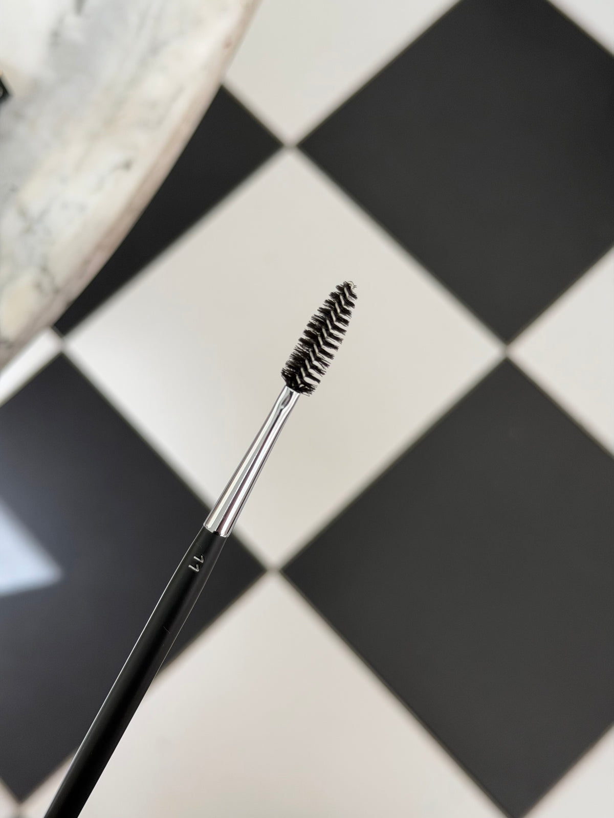 CHANEL Les Pinceaux De Chanel Brow/Lash Brush (11)