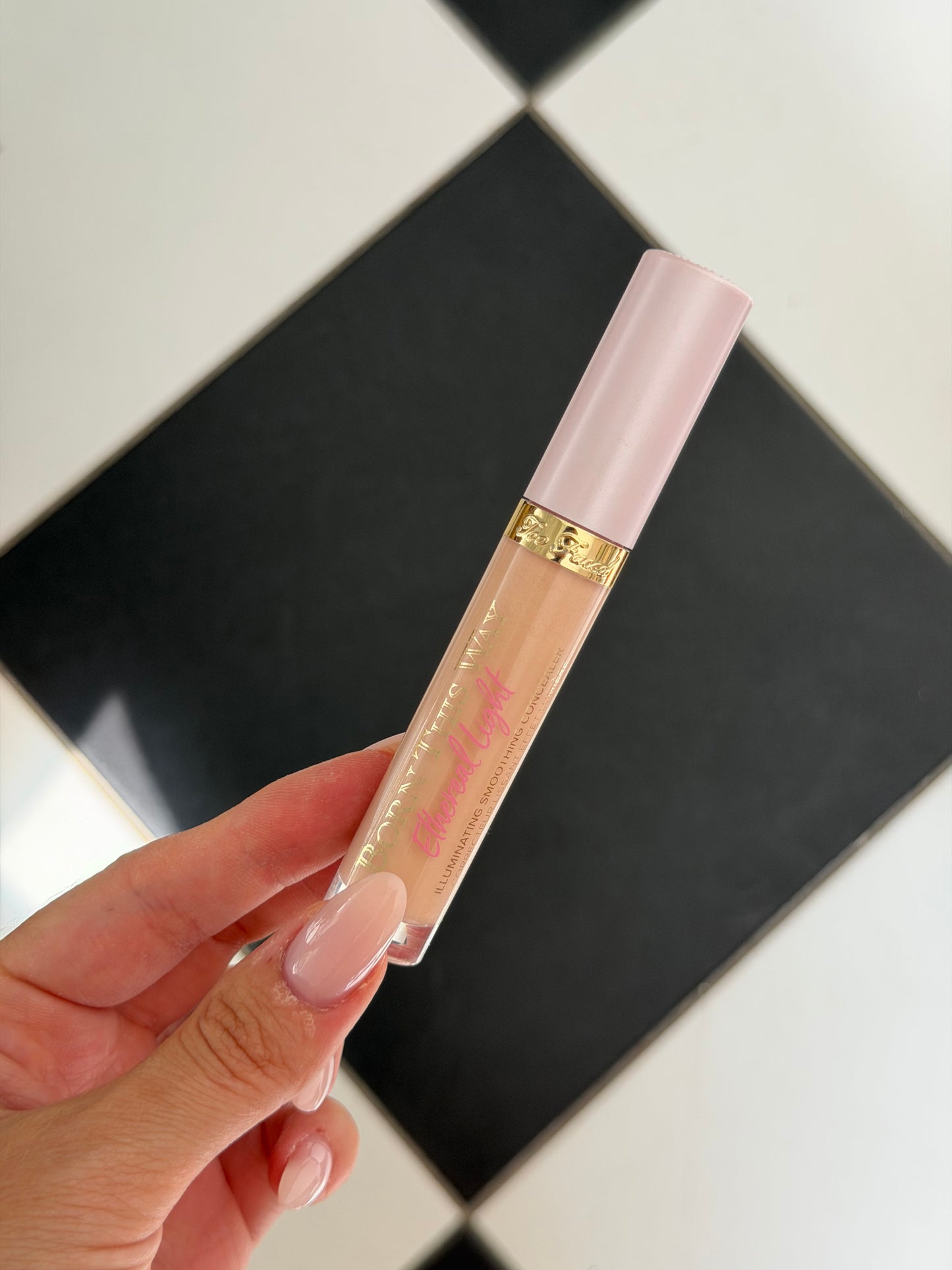 TOO FACED Born This Way Ethereal Light Illuminating Smoothing Concealer (2)
24-Hour Wear, Waterproof