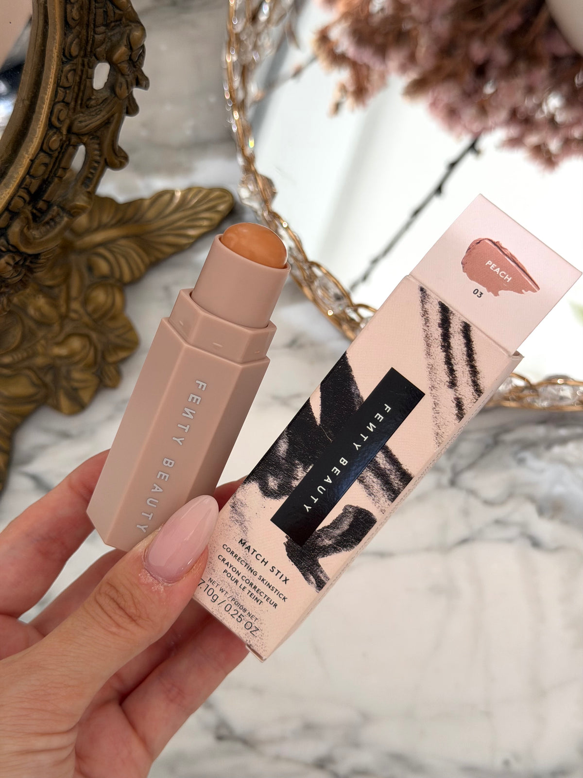 FENTY Match Stix Correcting Skinstick (03)