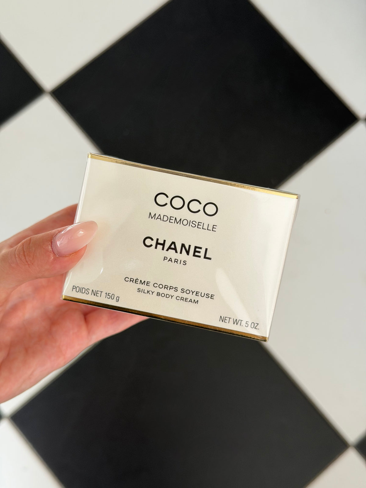 CHANEL Coco Mademoiselle Silky Body Cream