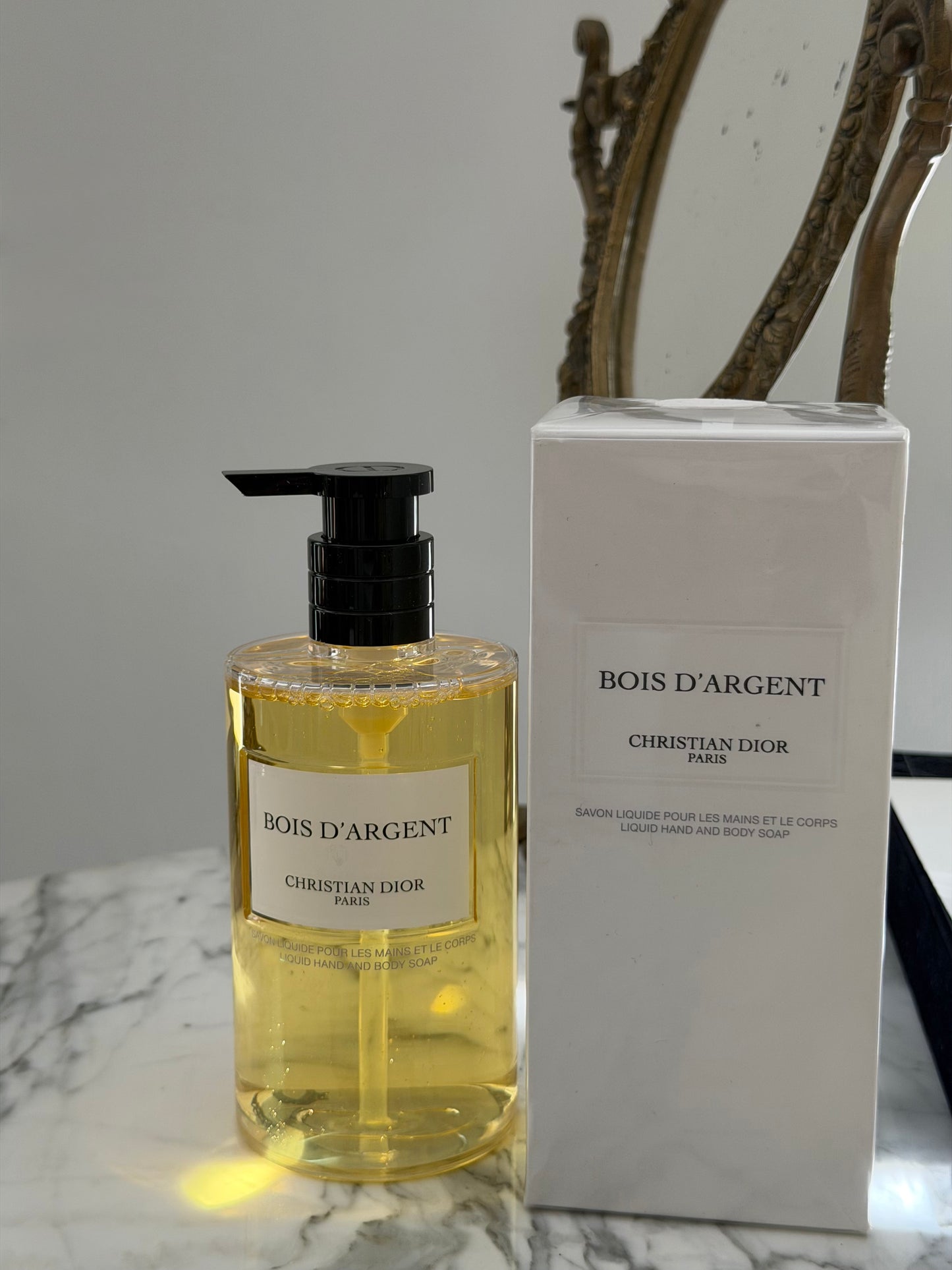 DIOR Bois D'Argent Savon Liquide - Hand and Body Soap 350ml