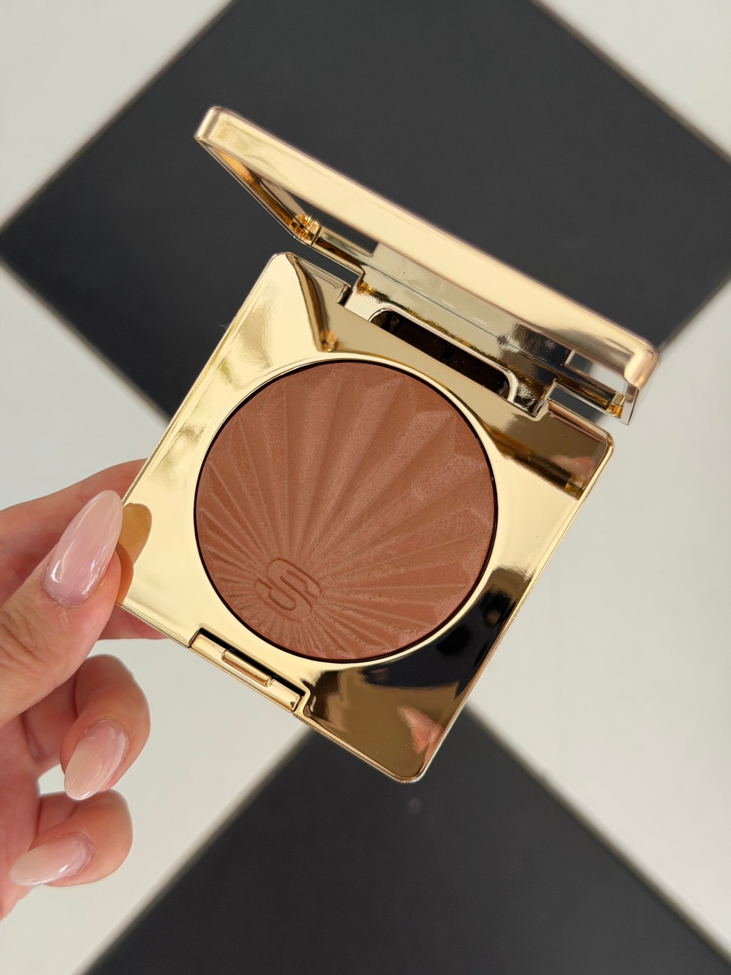 SISLEY Phyto-Touche Illusion D'été Sun-Kissed Powder-Gel