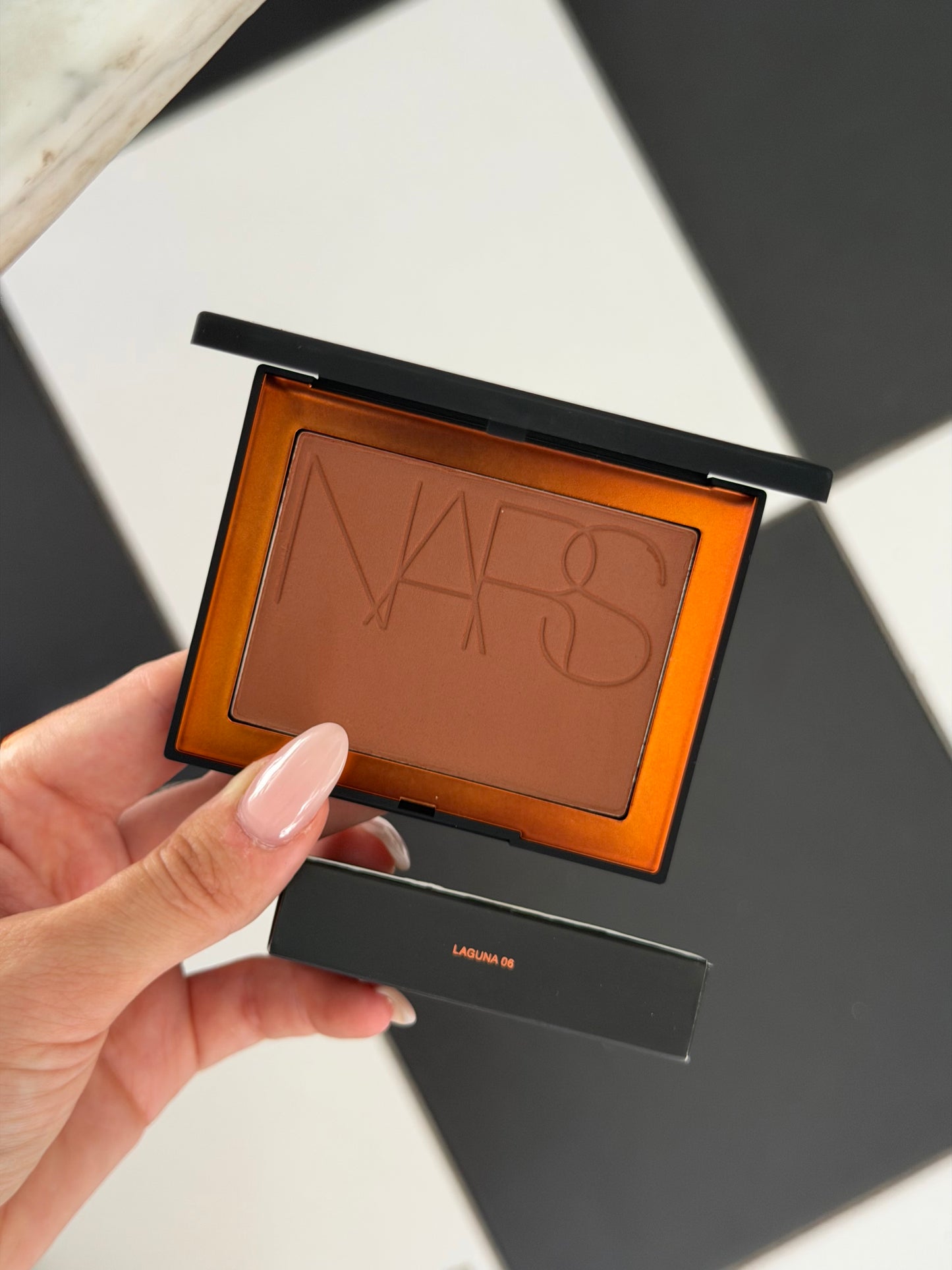 NARS Laguna Bronzing Powder (06)