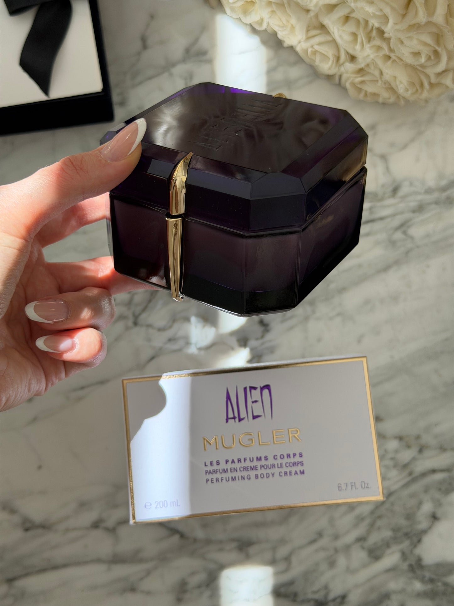 THIERRY MUGLER Alien Beautifying Body Cream