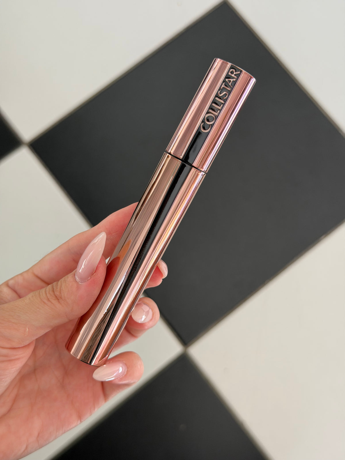 COLLISTAR Infinito Mascara
Extreme Length, Definition Lifting Effect