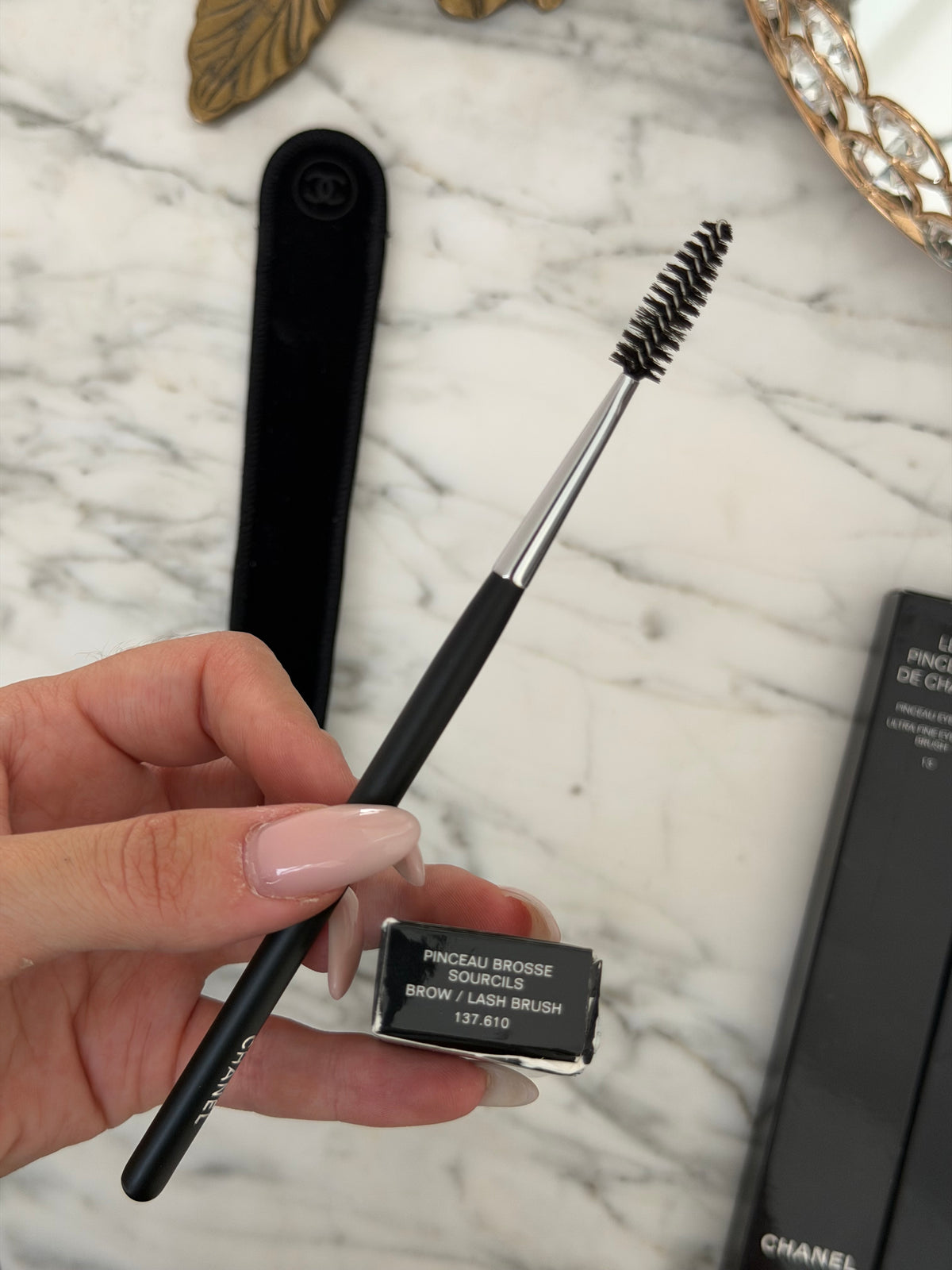 CHANEL Les Pinceaux De Chanel Brow/Lash Brush (11)