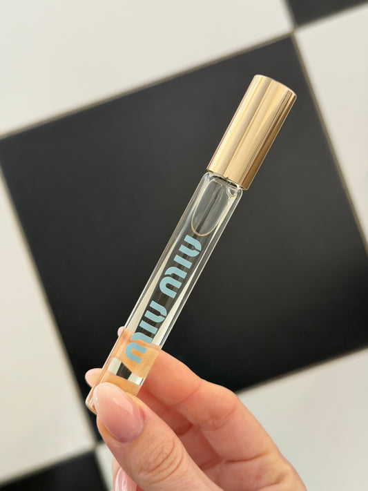 MIU MIU
Eau De Parfum Travel Size - Roller Pen