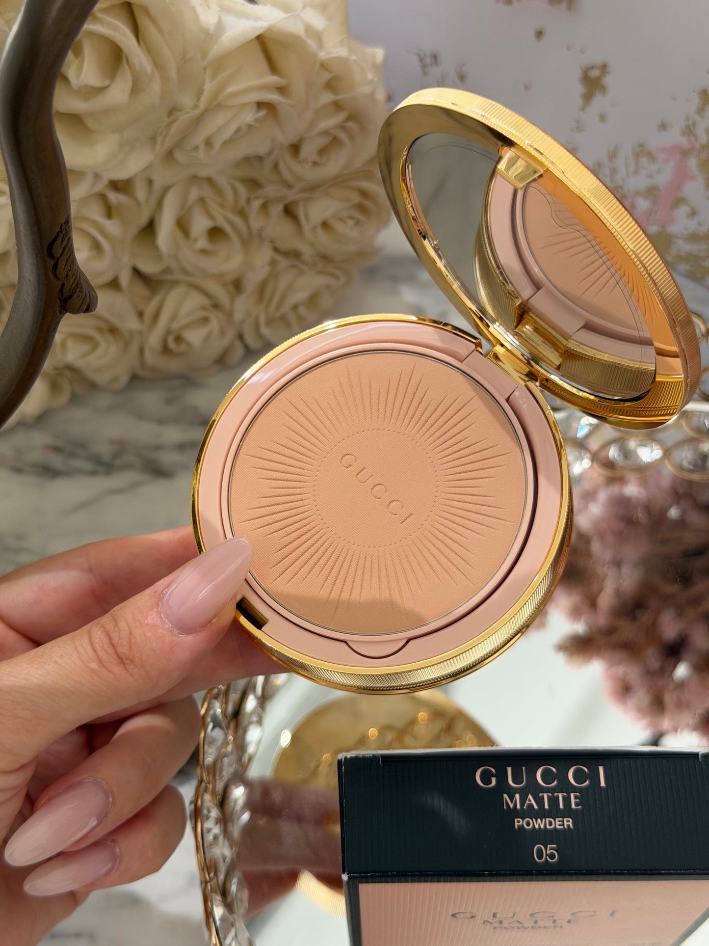 GUCCI Matte Face Powder - Blurring & Mattifying Tinted, Natural Matte (05)
