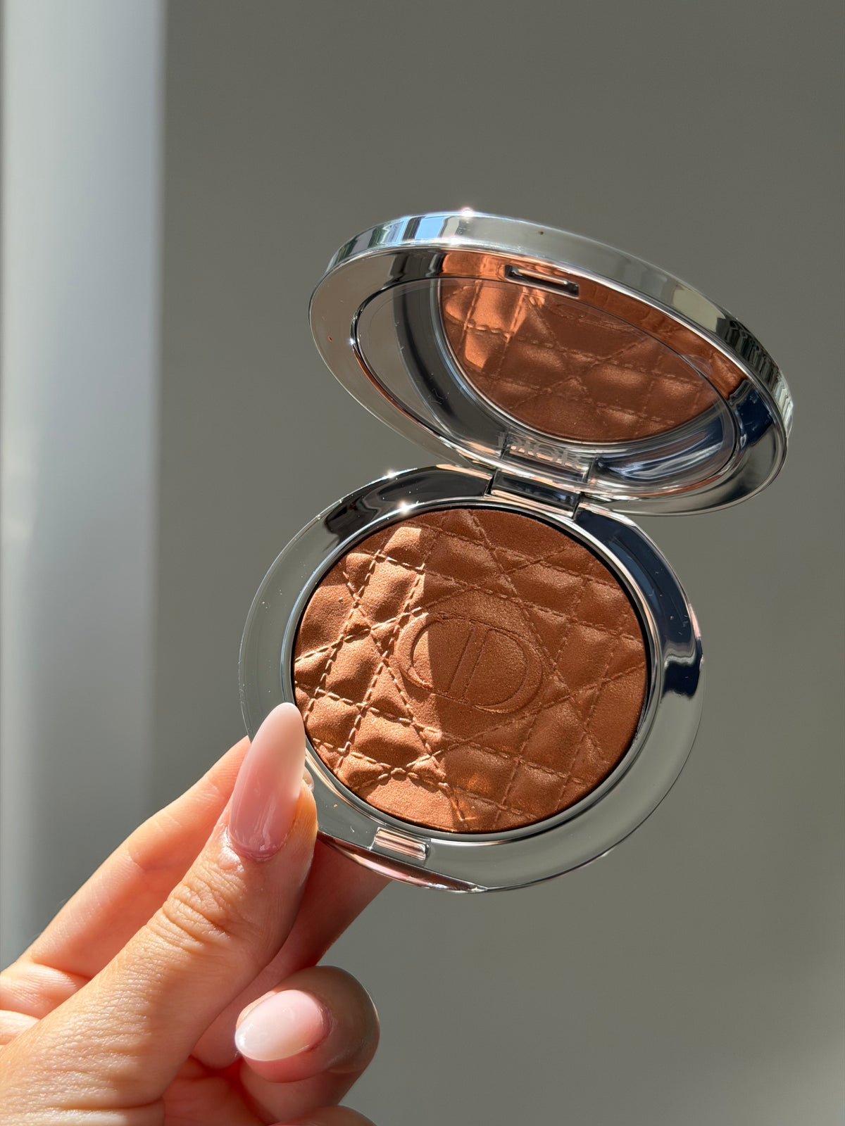 DIOR Forever Glow Luminizer - Illuminating Powder For Face (07)