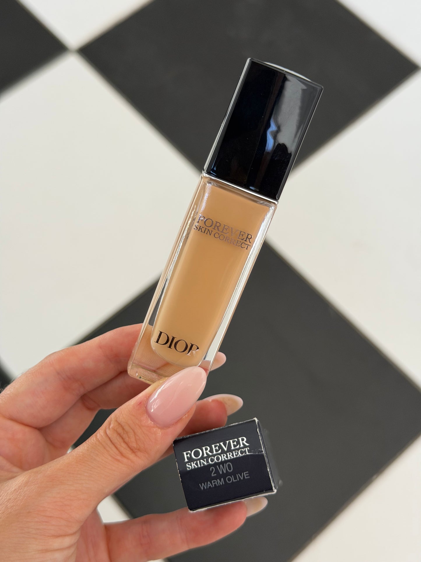 DIOR Forever Skin Correct (2WO)
Full-Coverage Concealer - 24h Hydration and Wear - No Transfer
