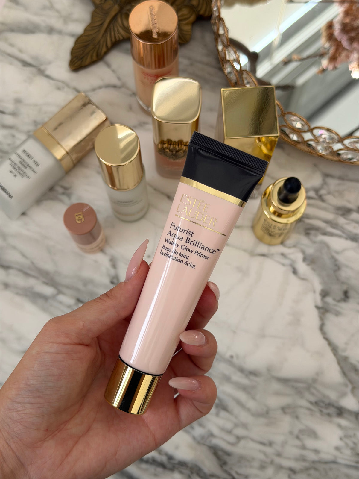 ESTEE LAUDER Futurist Aqua Brilliance™
Watery Glow Primer