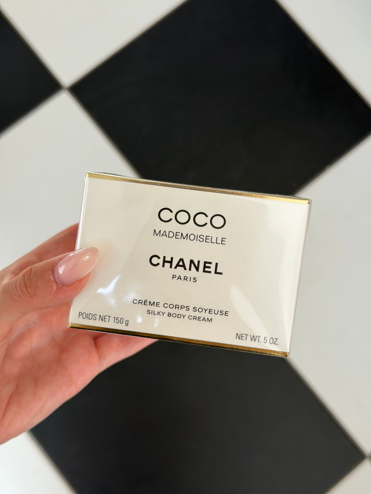 CHANEL Coco Mademoiselle Silky Body Cream