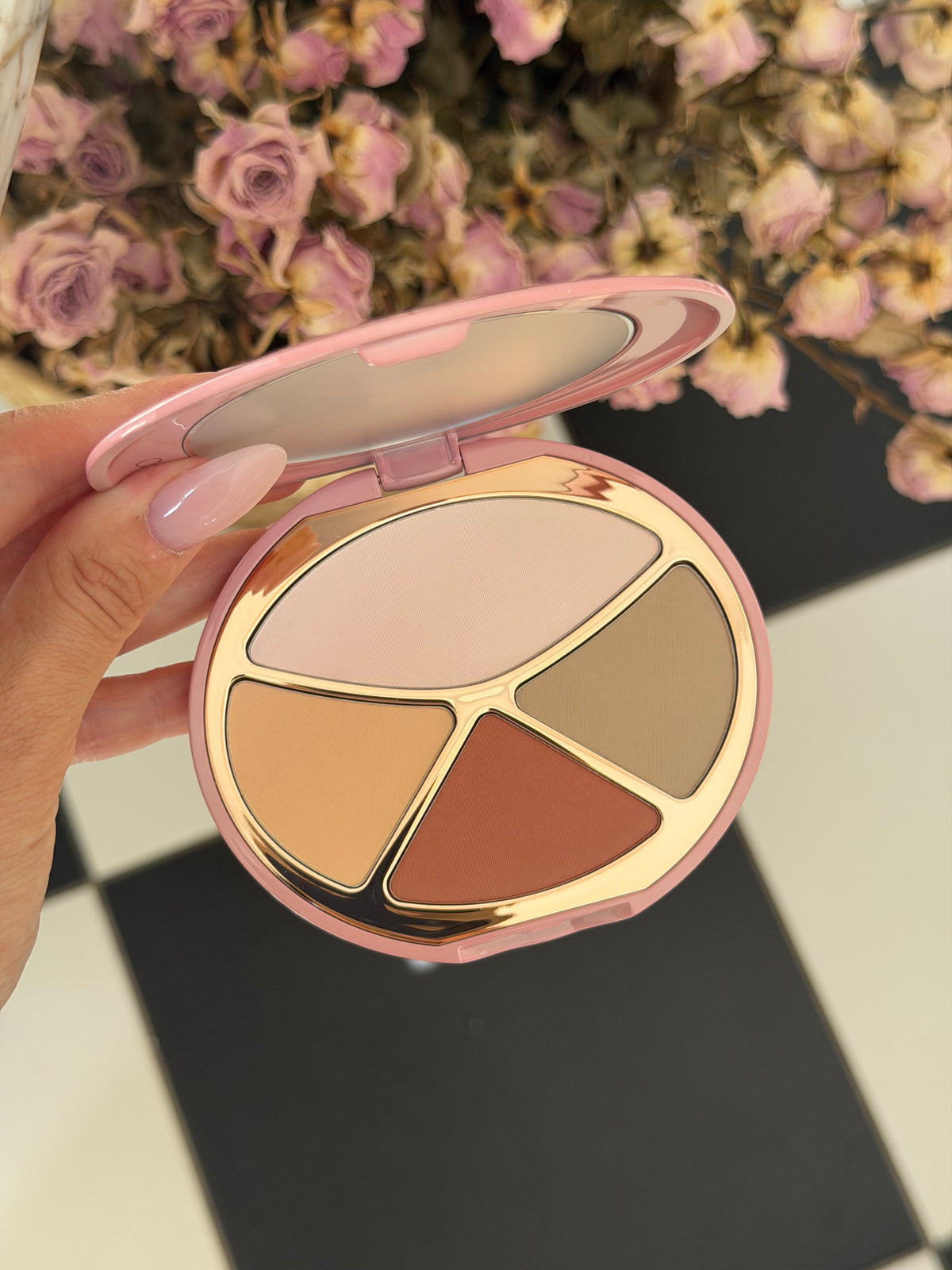 CHARLOTTE TILBURY 4 Colors Contour (Blush&Bronzer) Palette (03)
