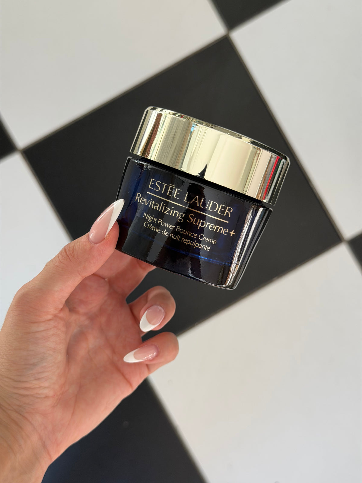 ESTEE LAUDER Revitalizing Supreme+
Night Power Bounce Creme Moisturizer