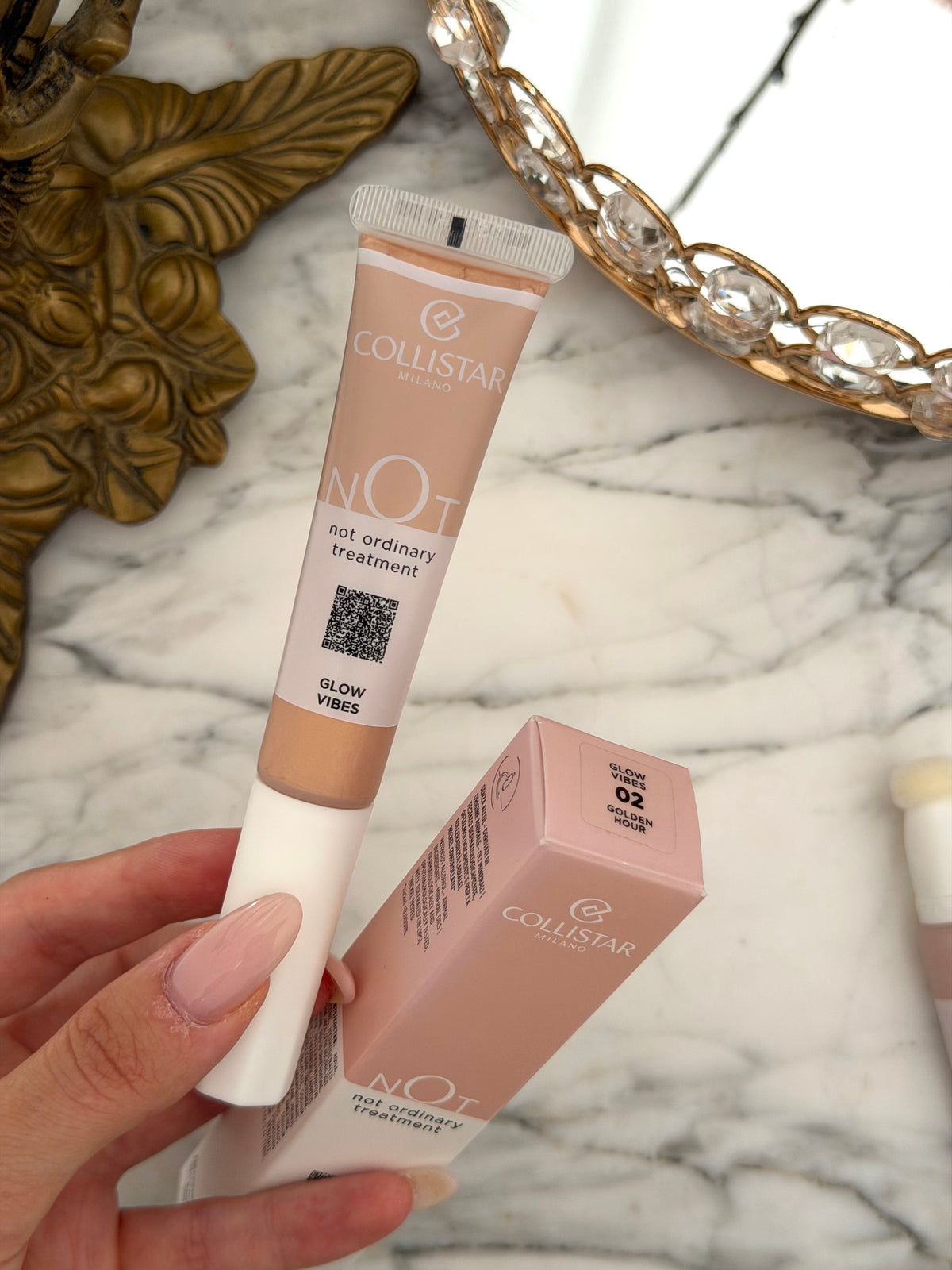 COLLISTAR Not Glow Vibes
Liquid Highlighter (02)