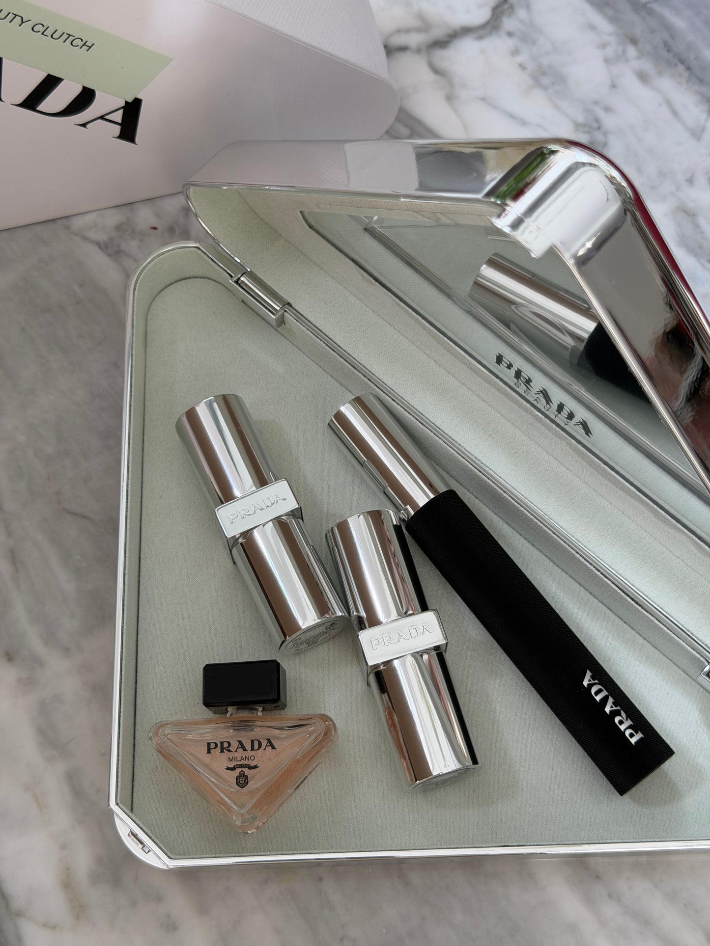 PRADA Beauty Clutch Essentials Case Set