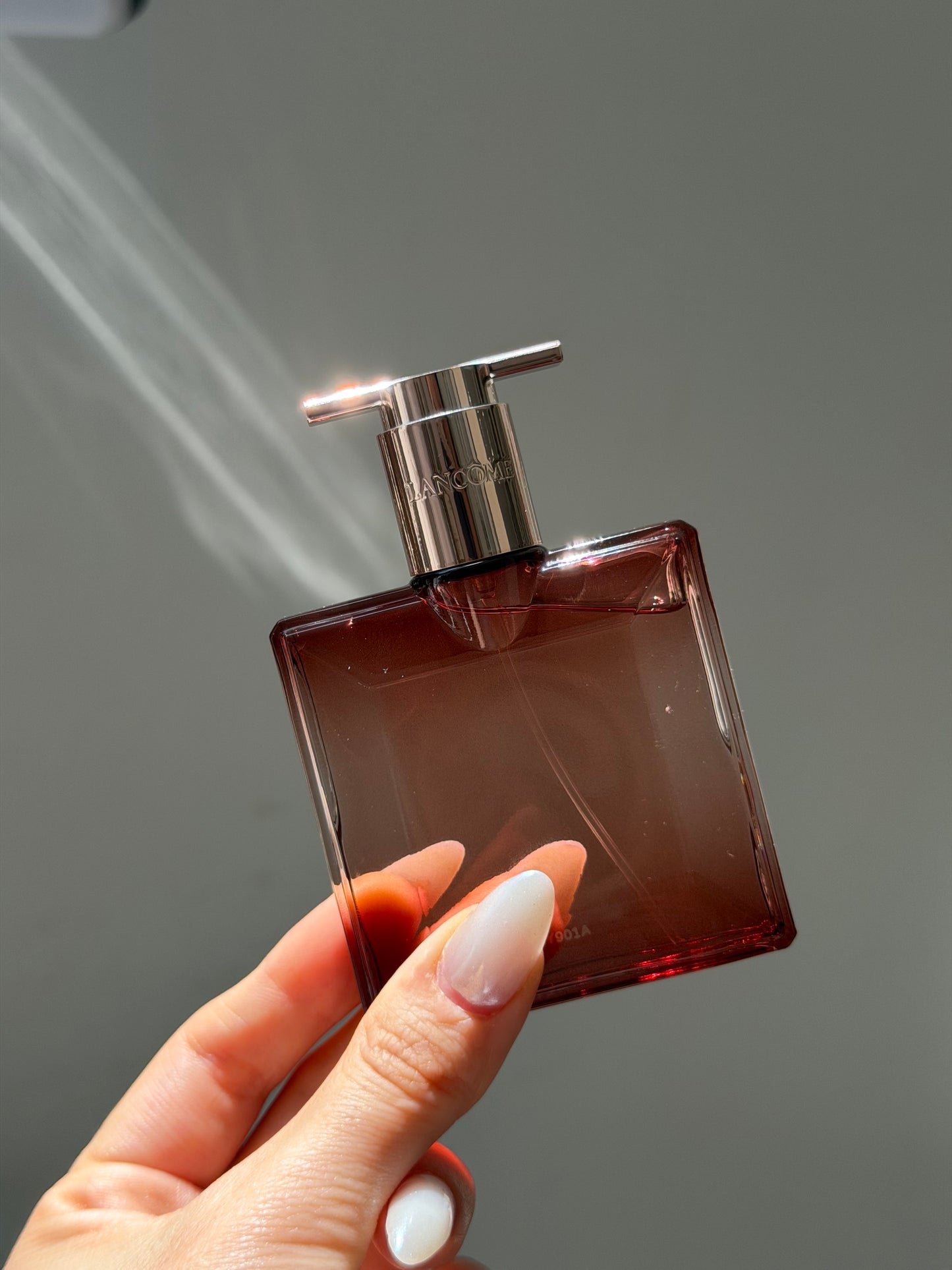 LANCÔME Idole Power Eau De Parfum Intense
Fruity and Woody
