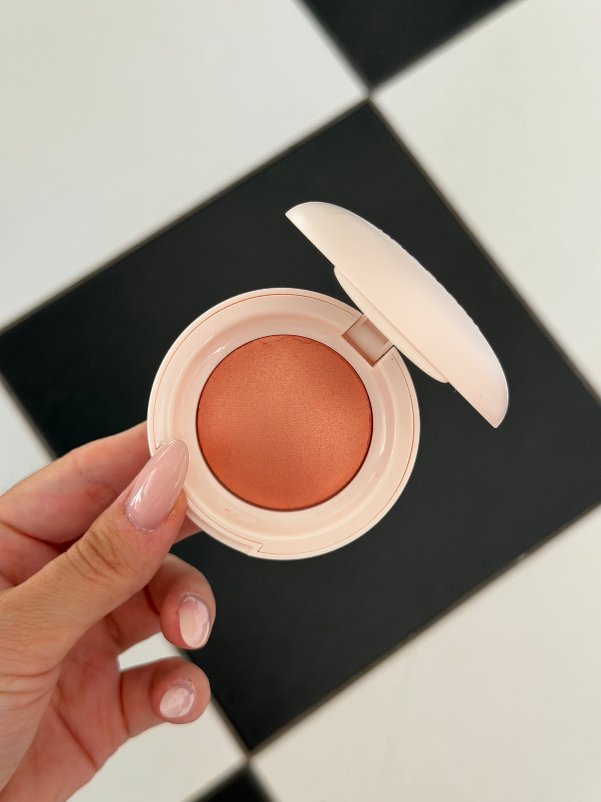 RARE BEAUTY Soft Pinch Luminous Powder Blush - Joy