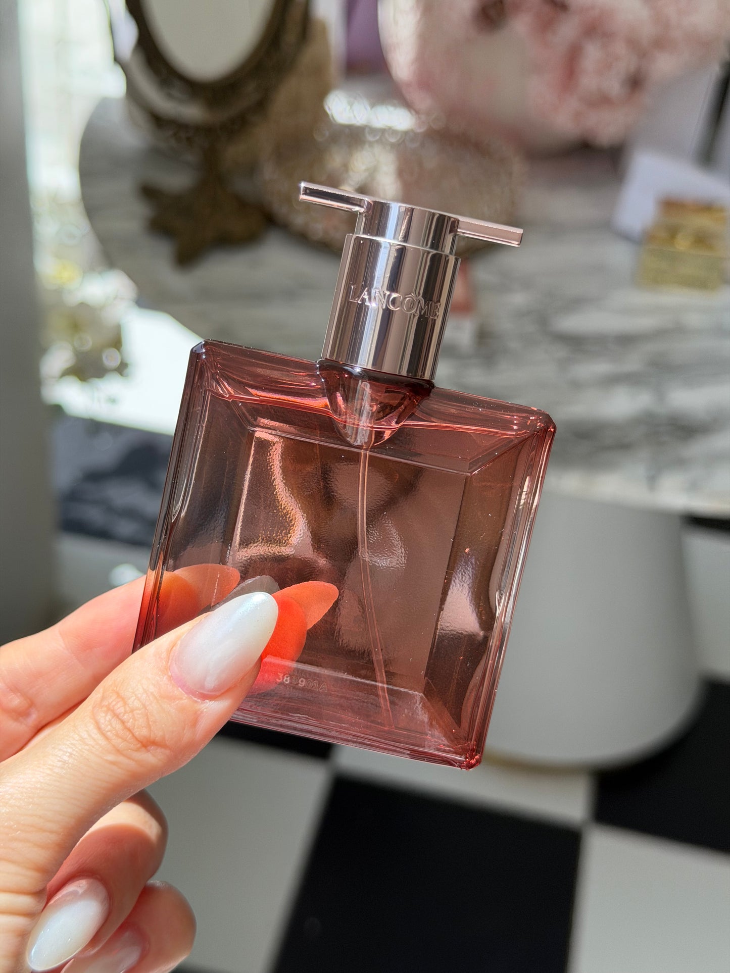 LANCÔME Idole Power Eau De Parfum Intense
Fruity and Woody